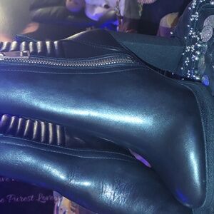 DKNY Shiny Black Heeled Boots